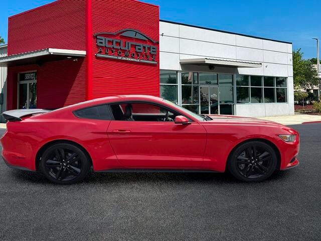 2017 Ford Mustang EcoBoost Premium