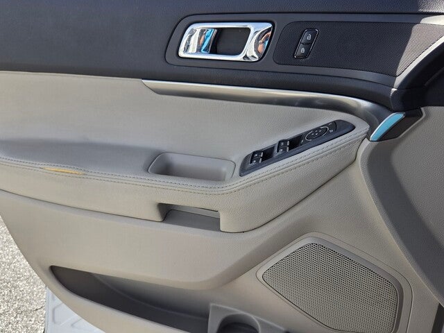 2013 Ford Explorer Base