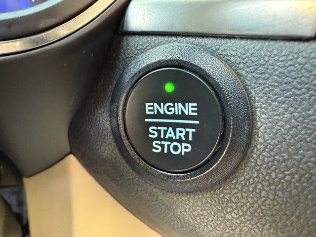 2022 Ford Escape Hybrid Titanium