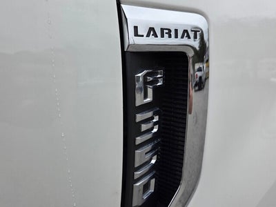 2022 Ford F-350SD Lariat