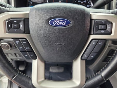 2022 Ford F-350SD Lariat