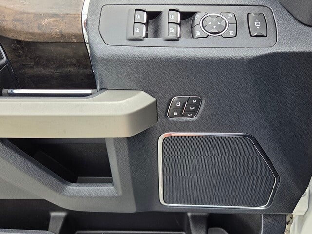 2022 Ford F-350SD Lariat