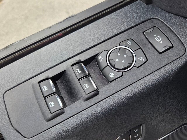 2022 Ford F-350SD Lariat