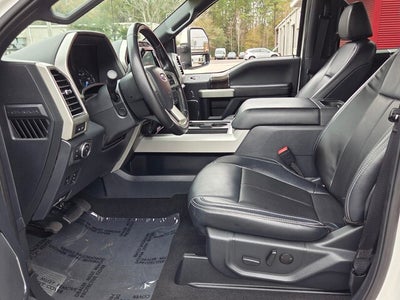 2022 Ford F-350SD Lariat