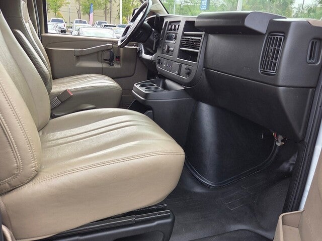 2023 GMC Savana 2500 Work Van