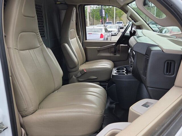 2023 GMC Savana 2500 Work Van