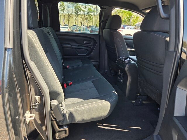 2019 Nissan Titan SV