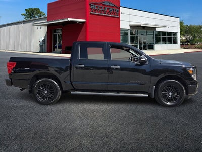 2019 Nissan Titan SV