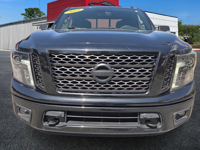 2019 Nissan Titan SV