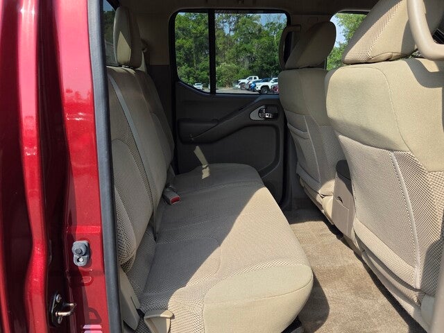 2016 Nissan Frontier SV