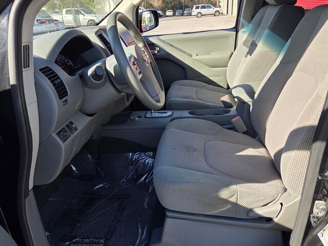 2021 Nissan Frontier SV