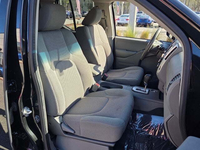 2021 Nissan Frontier SV