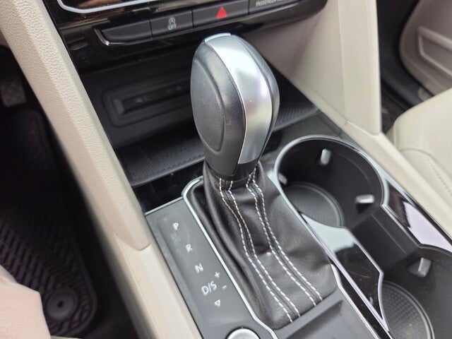 2022 Volkswagen Atlas 2.0T SE w/Technology