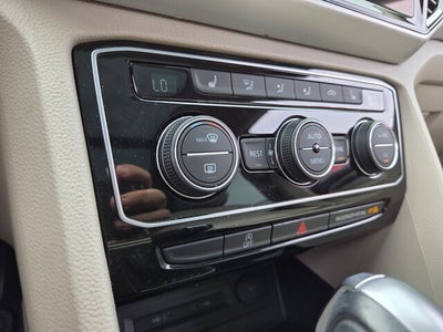 2022 Volkswagen Atlas 2.0T SE w/Technology