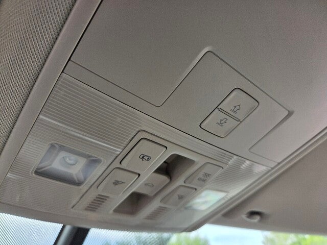 2022 Volkswagen Atlas 2.0T SE w/Technology