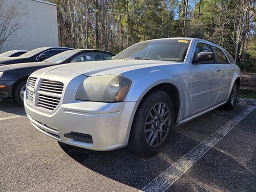 2005 Dodge Magnum SE