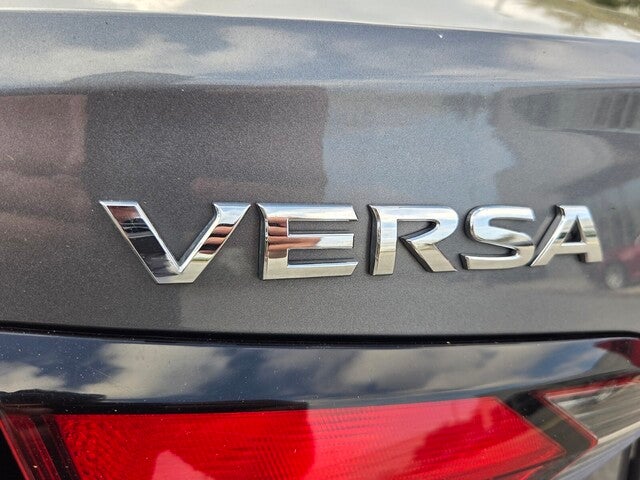 2022 Nissan Versa 1.6 SV