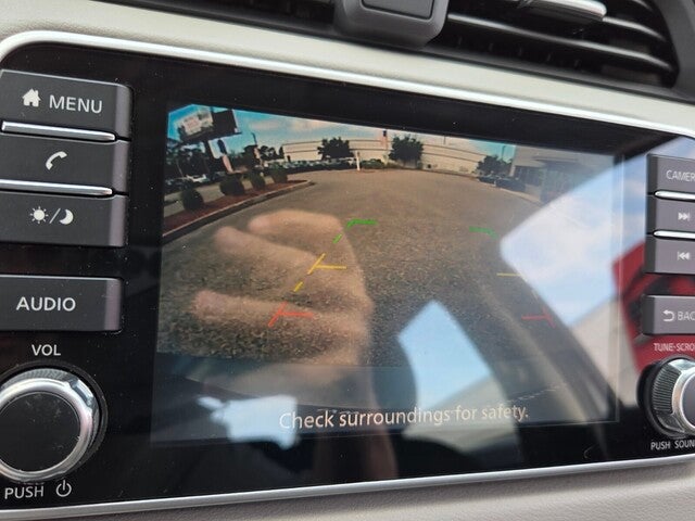 2022 Nissan Versa 1.6 SV