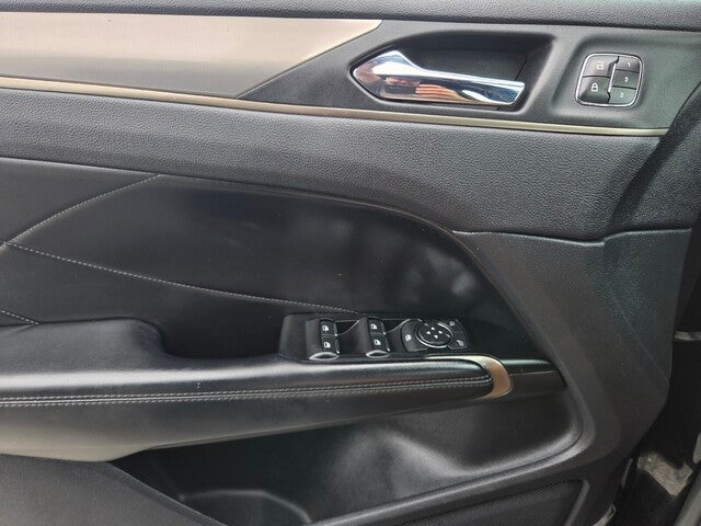 2019 Lincoln MKC Standard