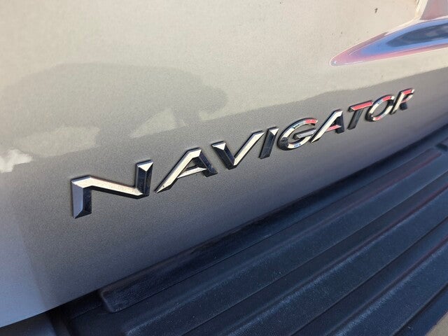 2016 Lincoln Navigator Select