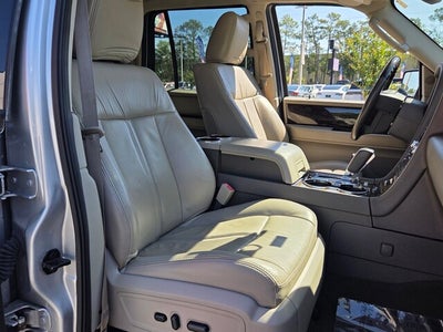 2016 Lincoln Navigator Select