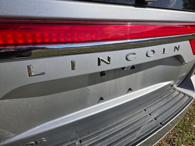 2016 Lincoln Navigator Select