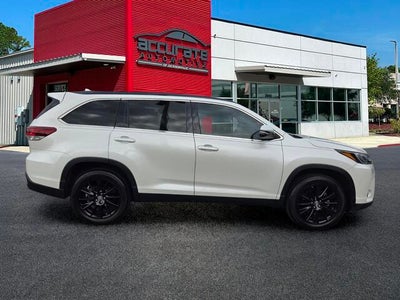 2019 Toyota Highlander SE