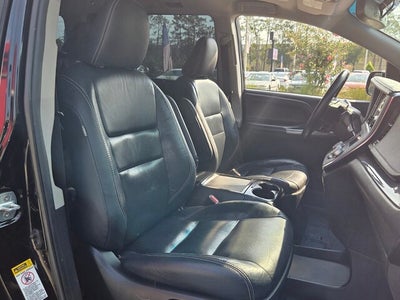 2017 Toyota Sienna SE Premium 8 Passenger