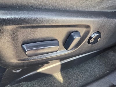 2017 Toyota Sienna SE Premium 8 Passenger