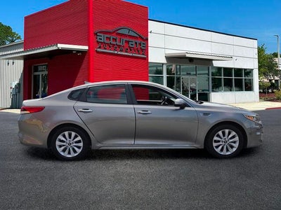 2017 Kia Optima LX