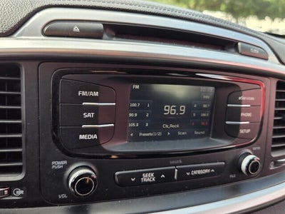 2016 Kia Sorento LX