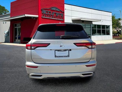 2023 Mitsubishi Outlander SE FWD