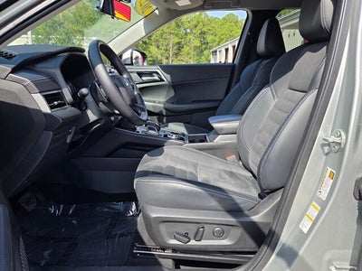 2023 Mitsubishi Outlander SE FWD