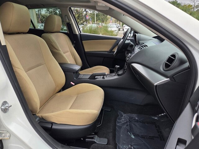 2013 Mazda Mazda3 i Touring