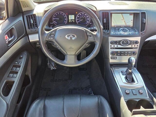 2015 INFINITI Q40 Base