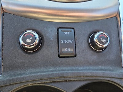 2015 INFINITI Q40 Base