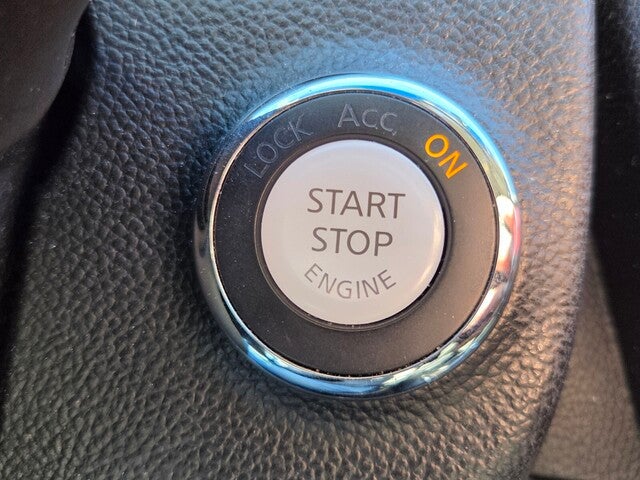 2015 INFINITI Q40 Base