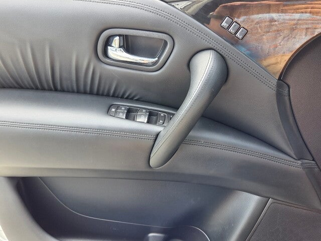 2014 INFINITI QX80 Base