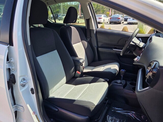2017 Toyota Prius c Three