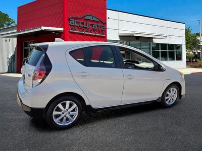2017 Toyota Prius c Three