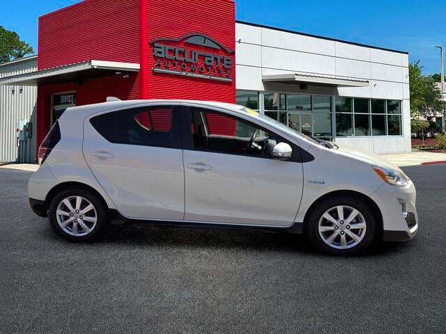 2017 Toyota Prius c Three