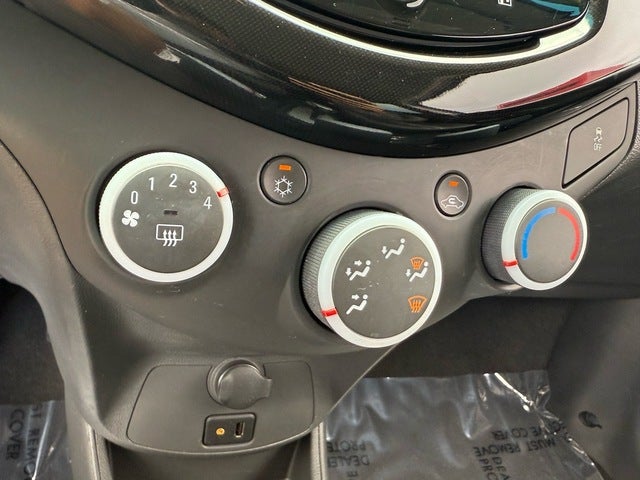 2015 Chevrolet Spark 1LT