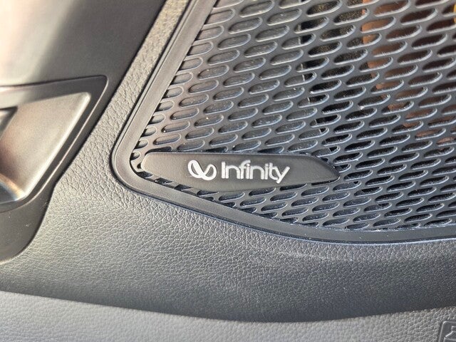 2017 Hyundai Santa Fe SE Ultimate