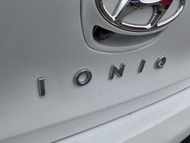 2019 Hyundai Ioniq Hybrid Blue