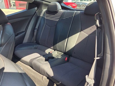 2013 Hyundai Veloster Base w/Black