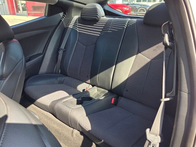 2013 Hyundai Veloster Base w/Black