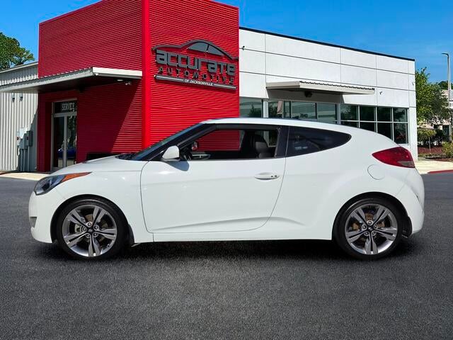 2013 Hyundai Veloster Base w/Black