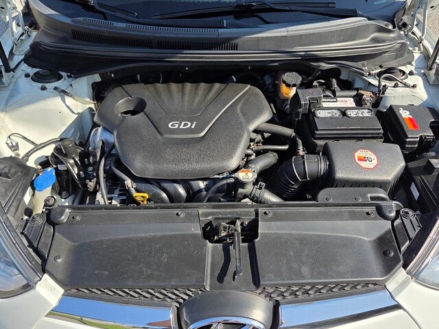 2013 Hyundai Veloster Base w/Black
