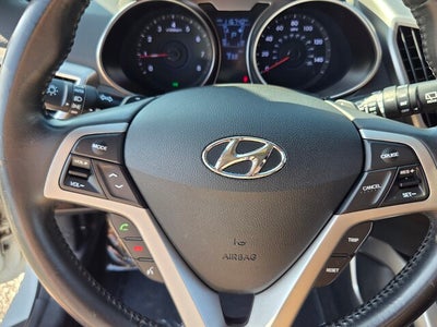 2013 Hyundai Veloster Base w/Black