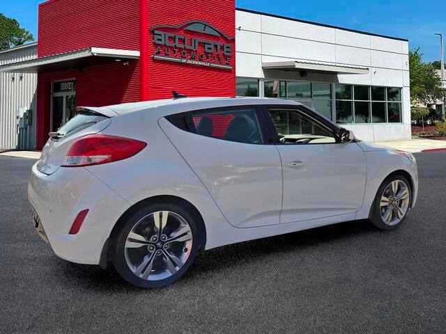 2013 Hyundai Veloster Base w/Black